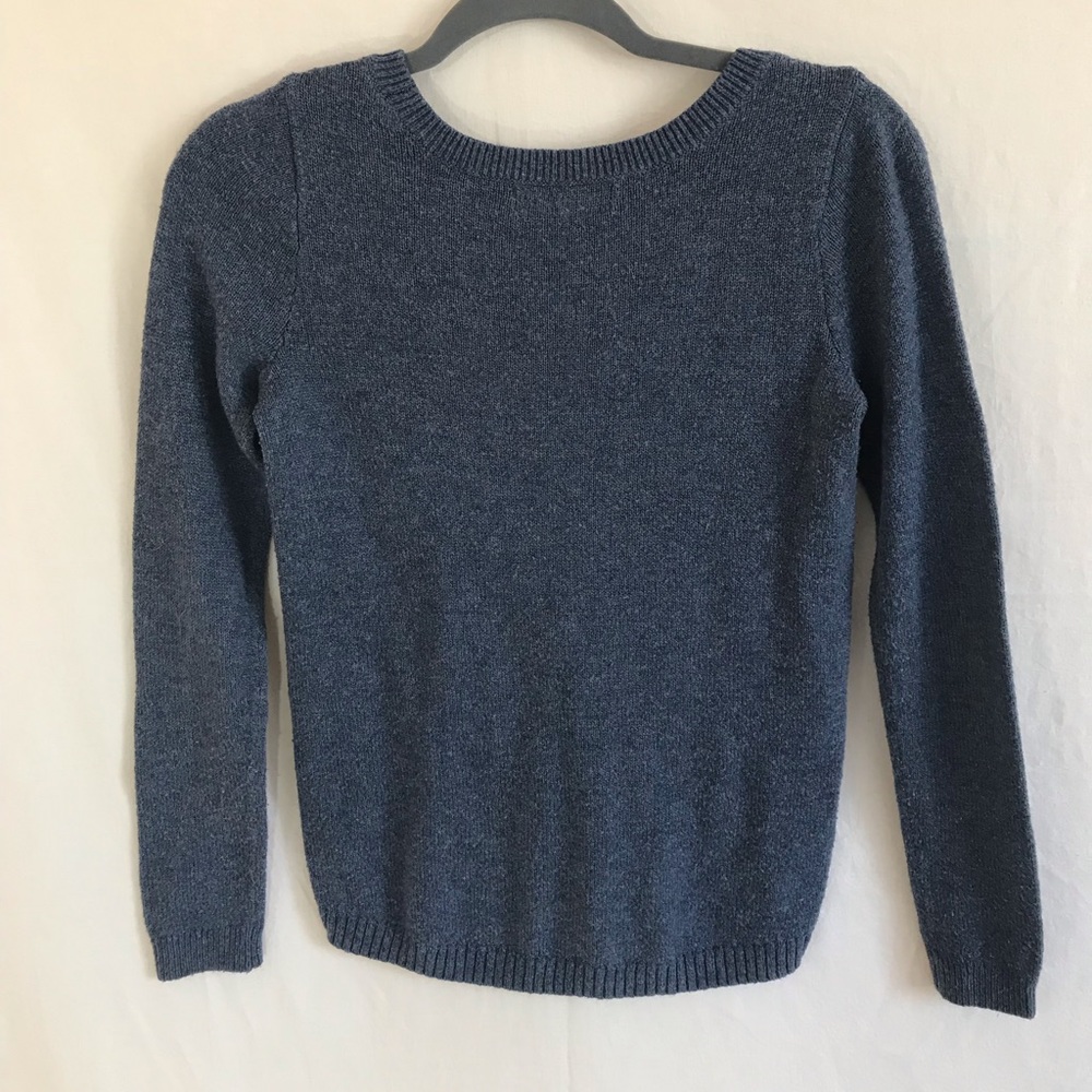 girls Abercrombie sweater - Picture 2 of 2
